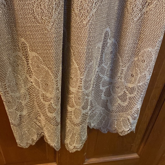 Formal gold woven dress size 12 - Picture 5 of 7